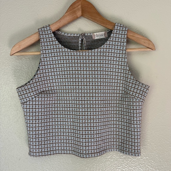 Altar'd State Tops - ❇️Altar'd State Houndstooth Crop Top 2 for $22❇️
